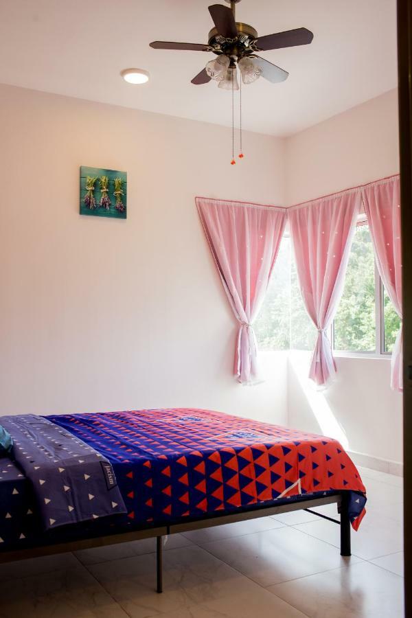 Icolor Home & Stay Ch4 Tanah Rata Εξωτερικό φωτογραφία